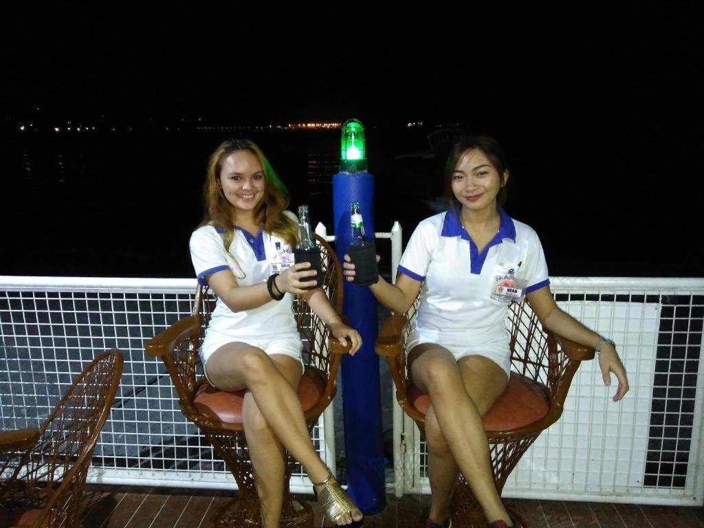Mango'S Beachfront Resort Olongapo Dış mekan fotoğraf