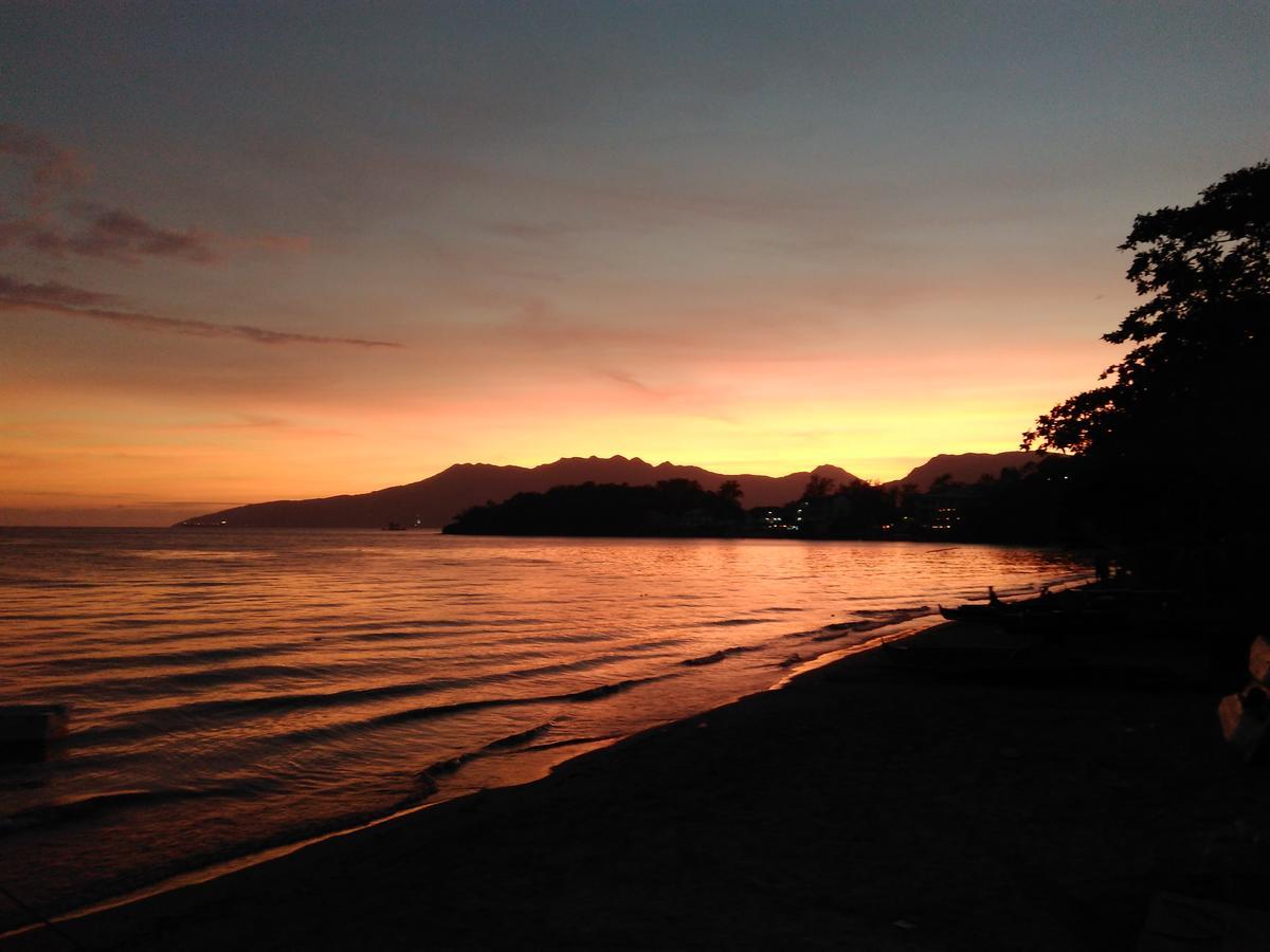Mango'S Beachfront Resort Olongapo Dış mekan fotoğraf