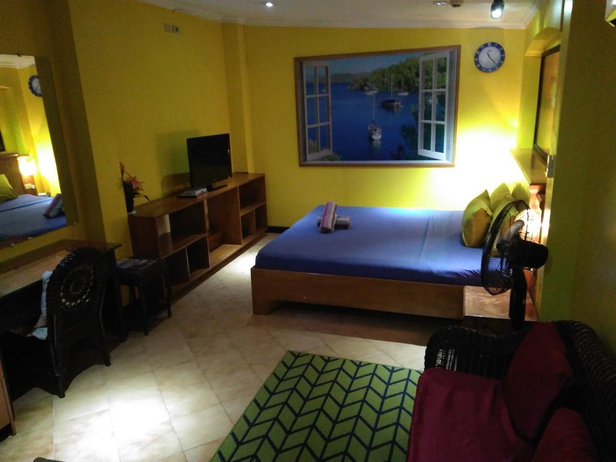 Mango'S Beachfront Resort Olongapo Oda fotoğraf